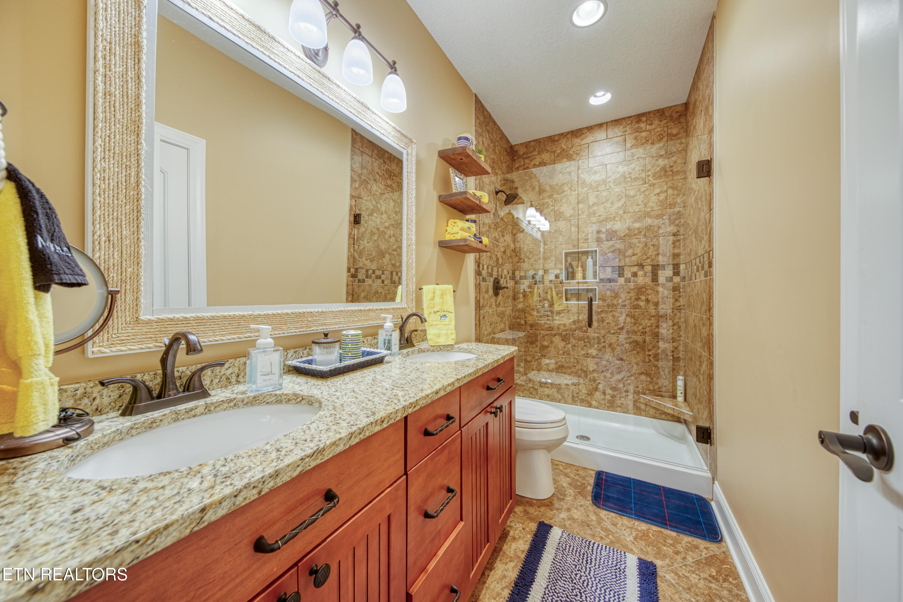 429 Hiawassee View Drive