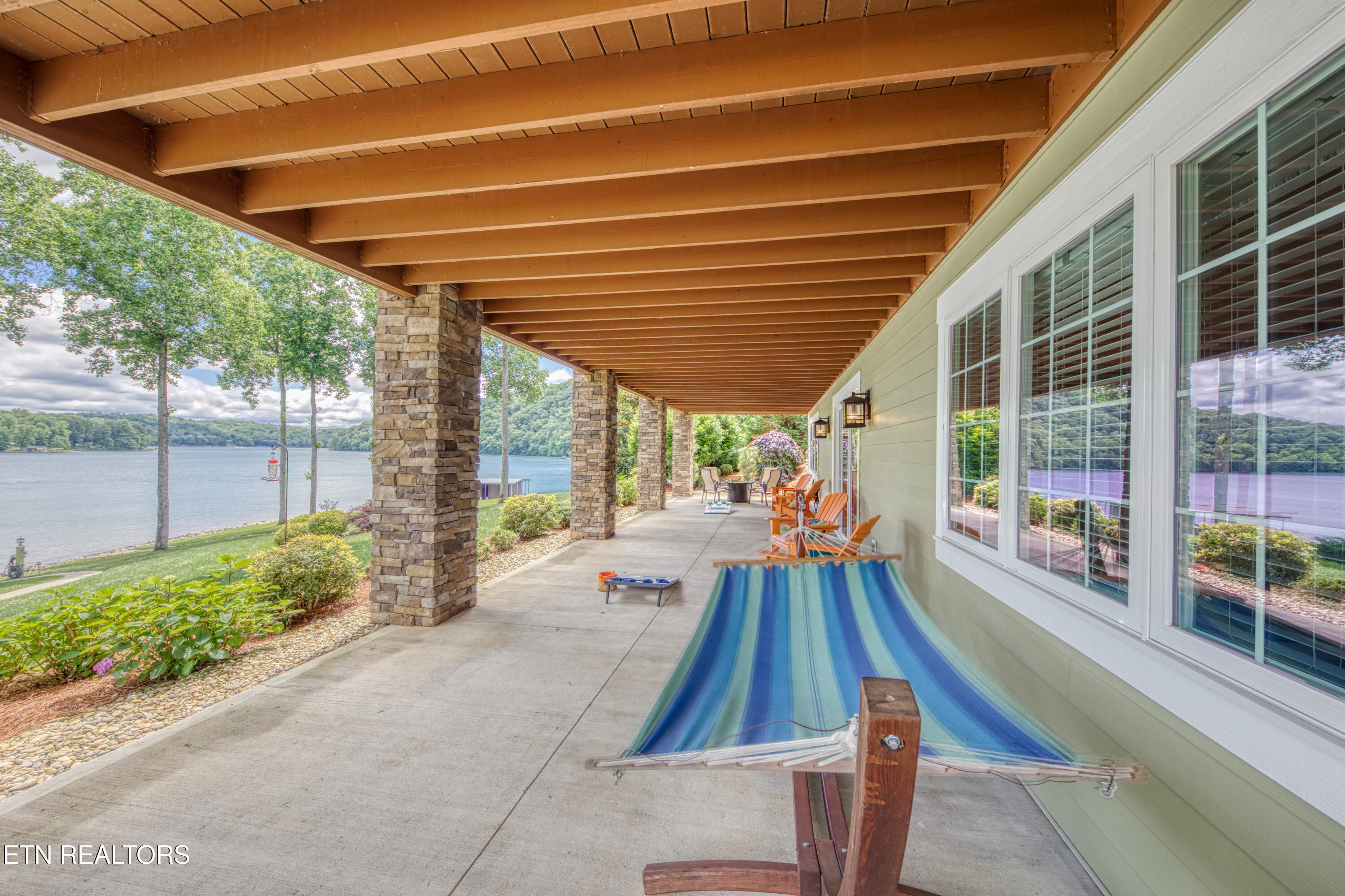 429 Hiawassee View Drive