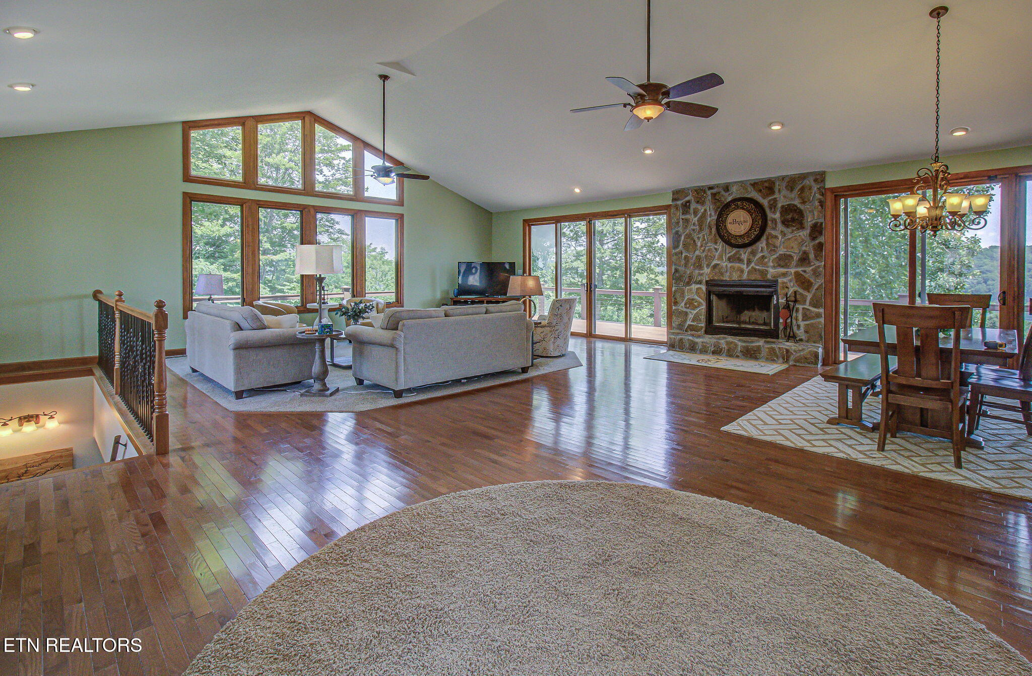 226 Mountain Crest Drive, LaFollette