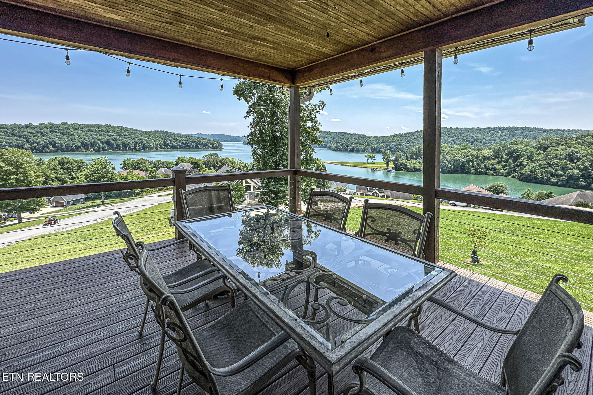 226 Mountain Crest Drive, LaFollette