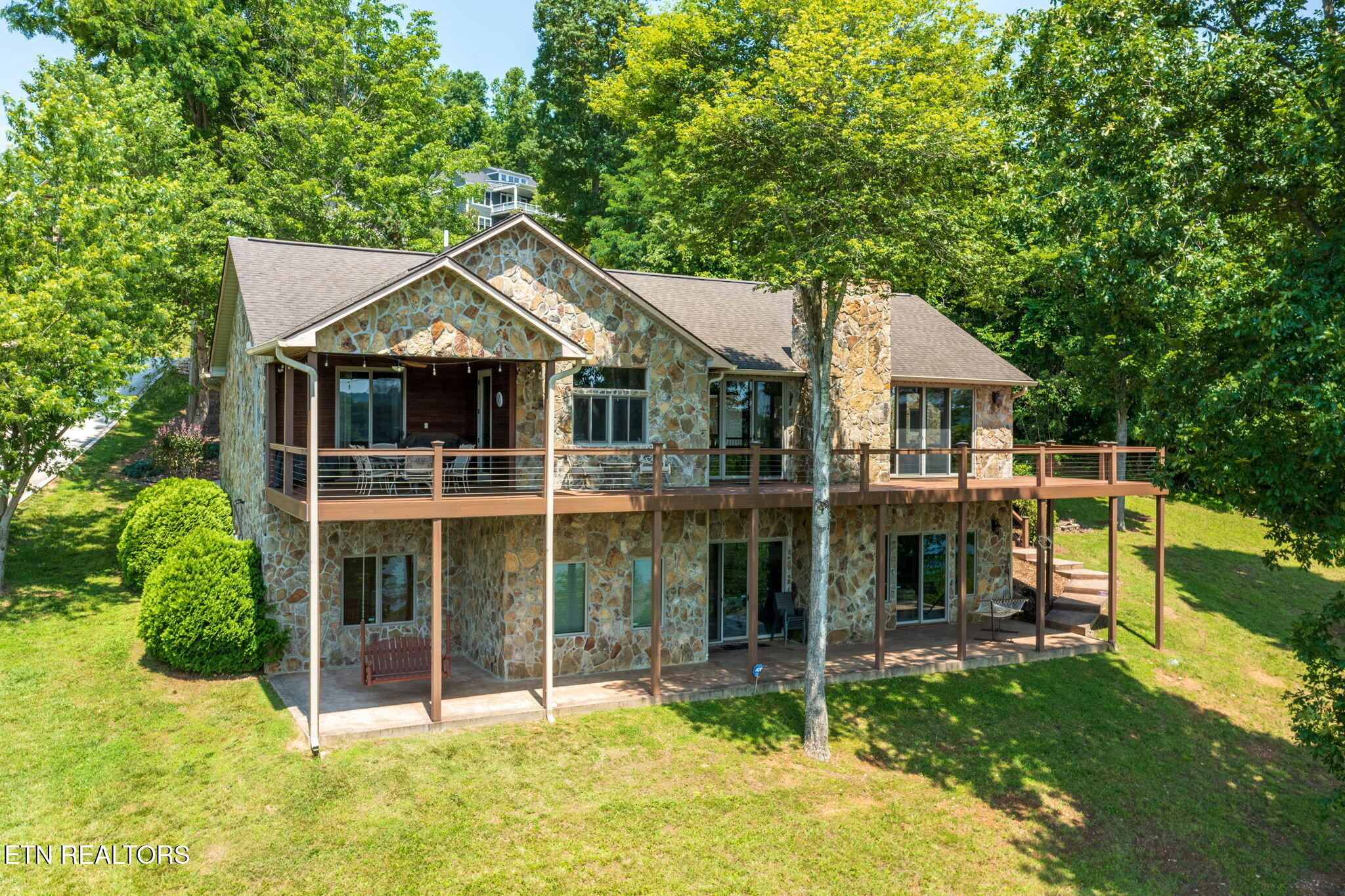226 Mountain Crest Drive, LaFollette