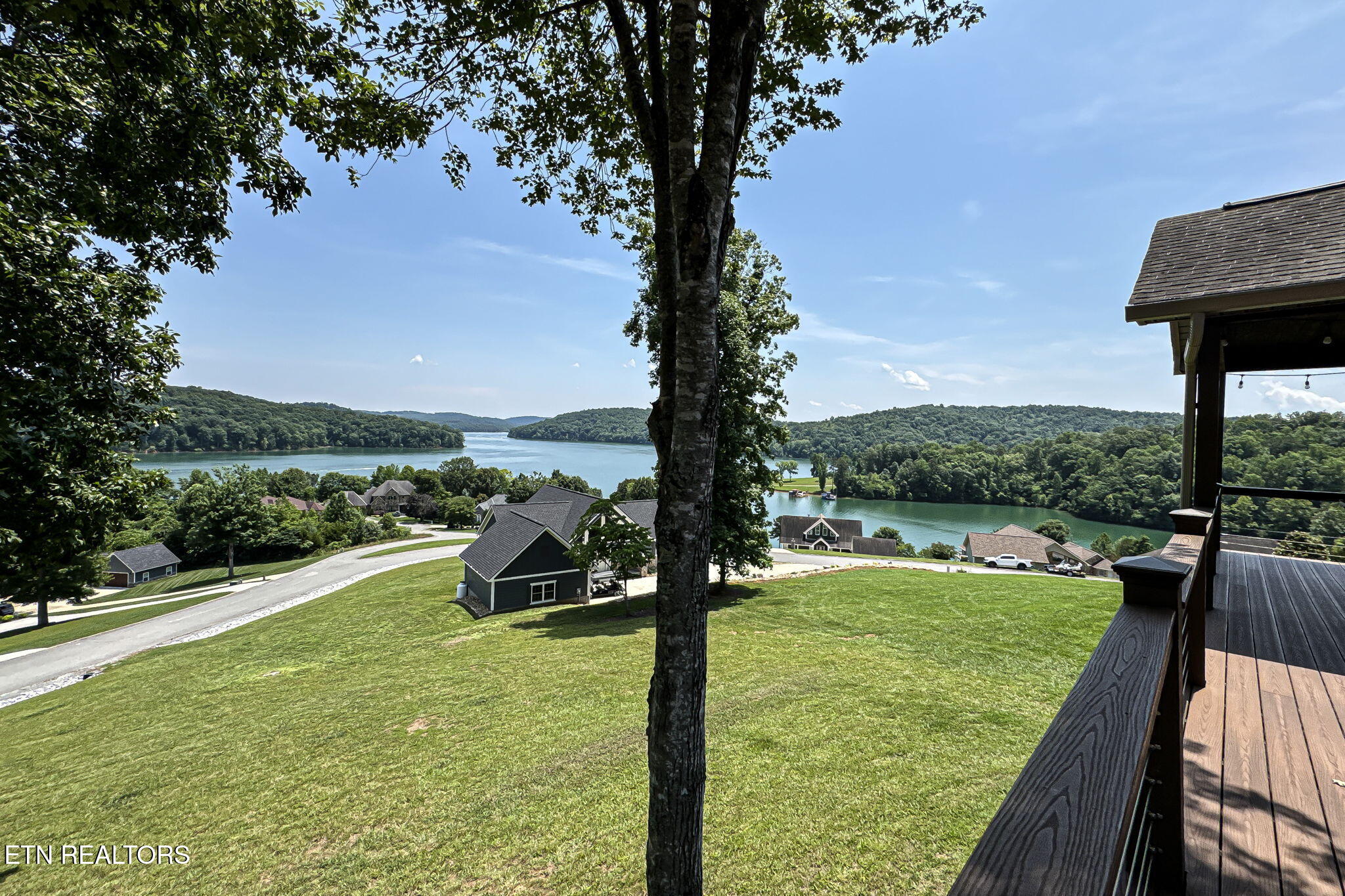 226 Mountain Crest Drive, LaFollette