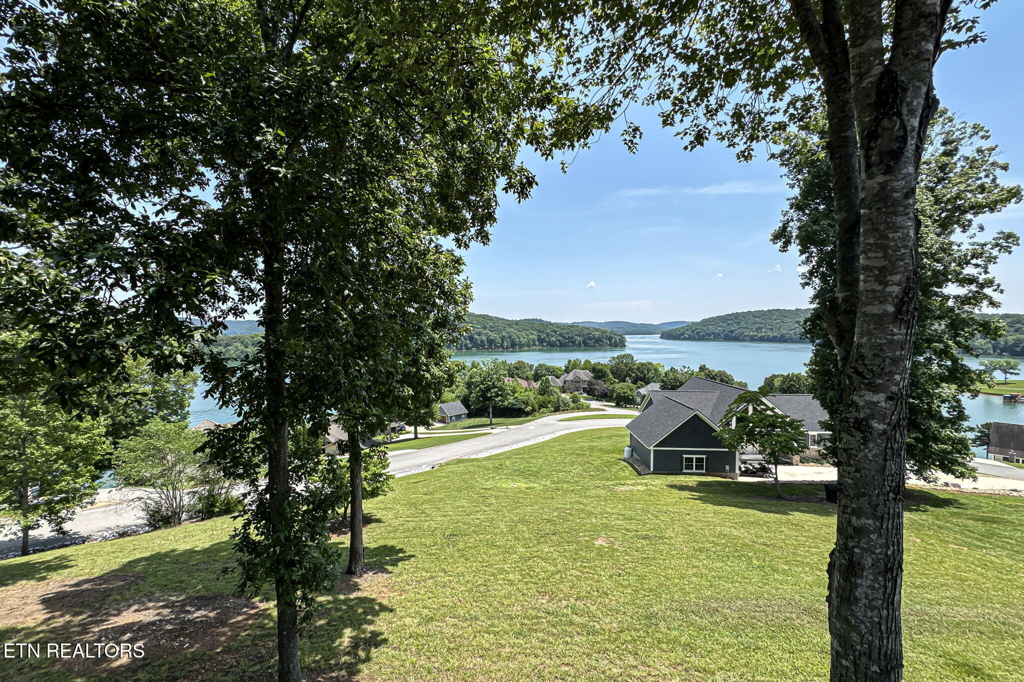 226 Mountain Crest Drive, LaFollette