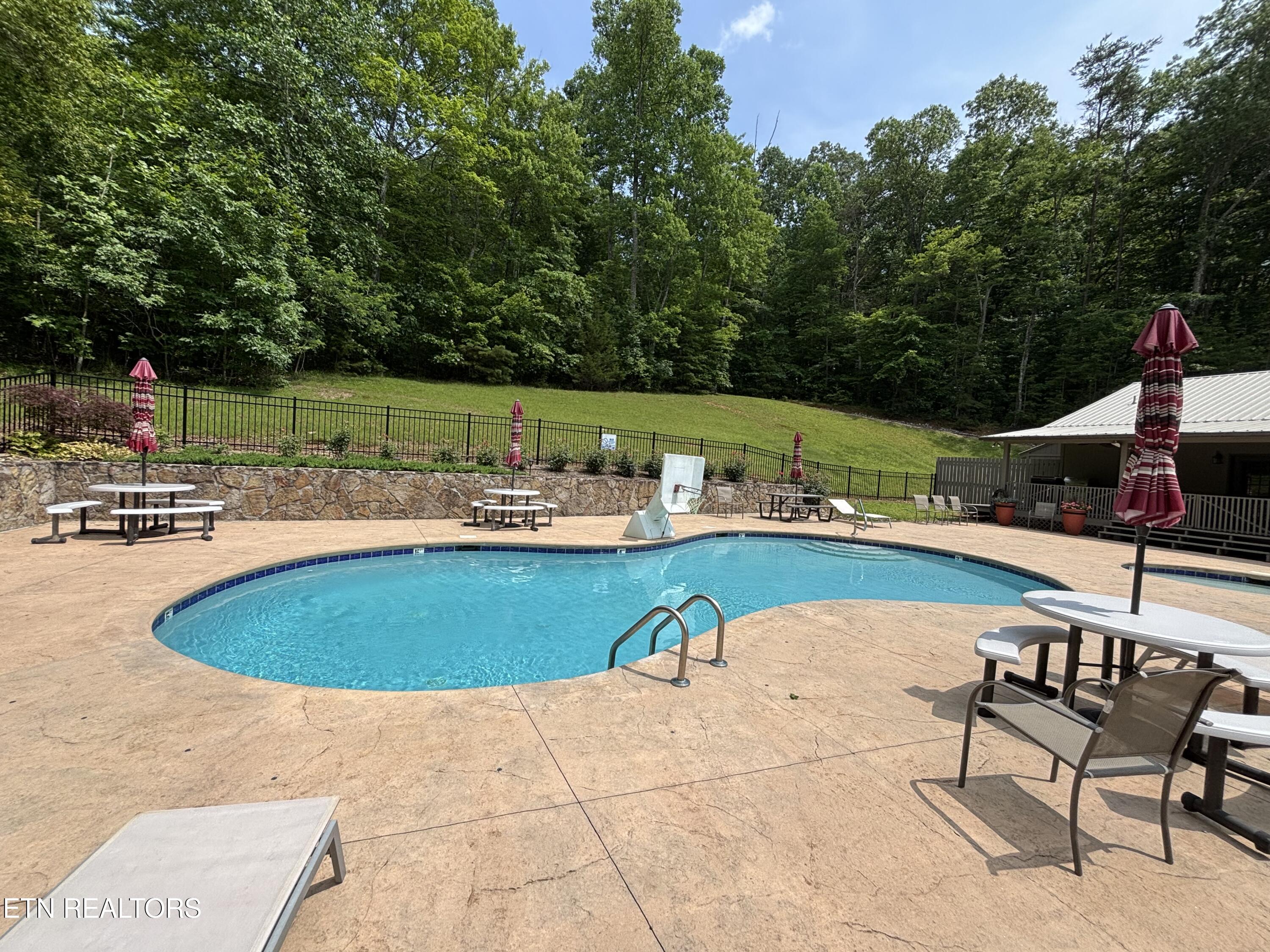 226 Mountain Crest Drive, LaFollette