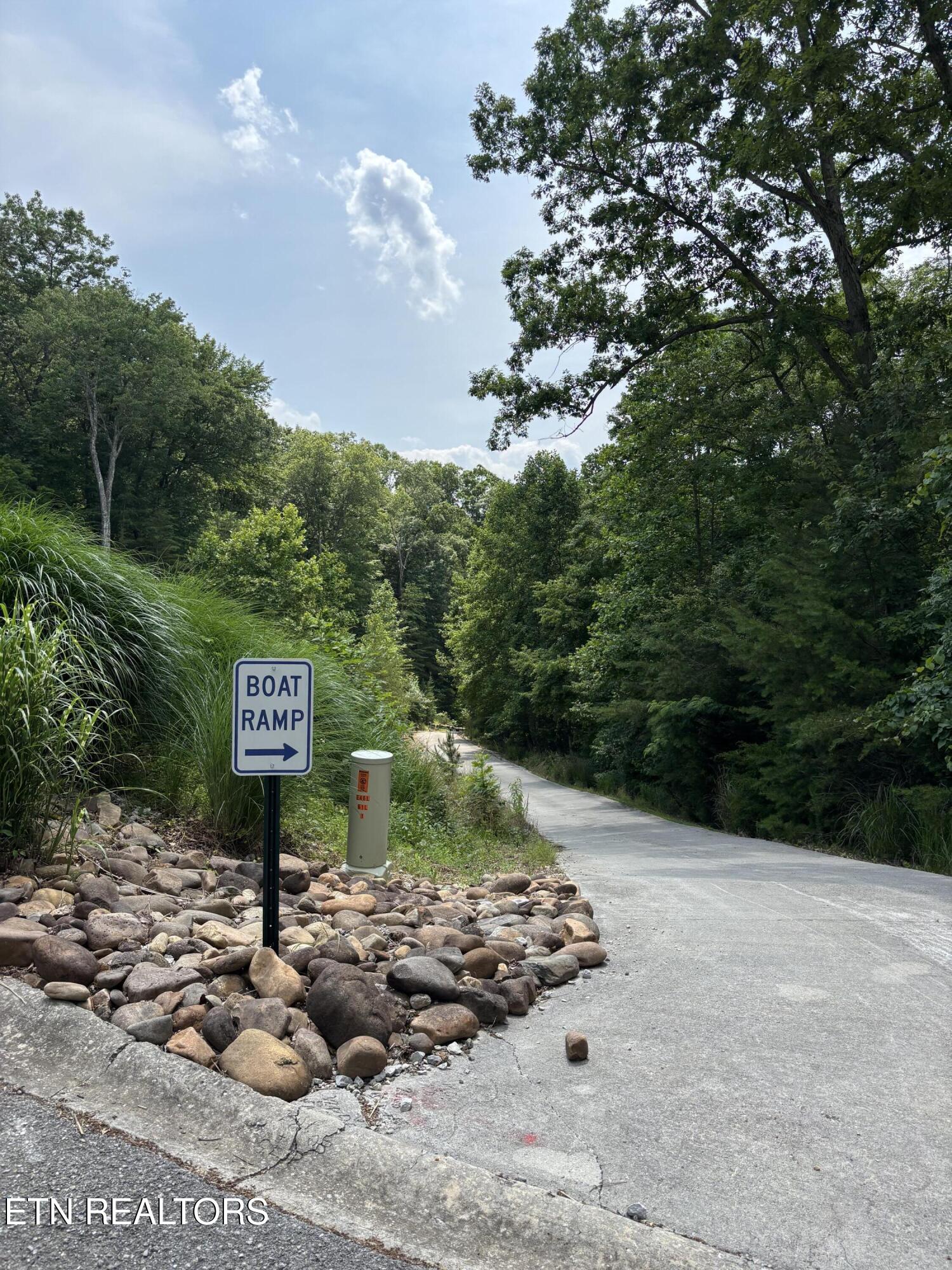 226 Mountain Crest Drive, LaFollette