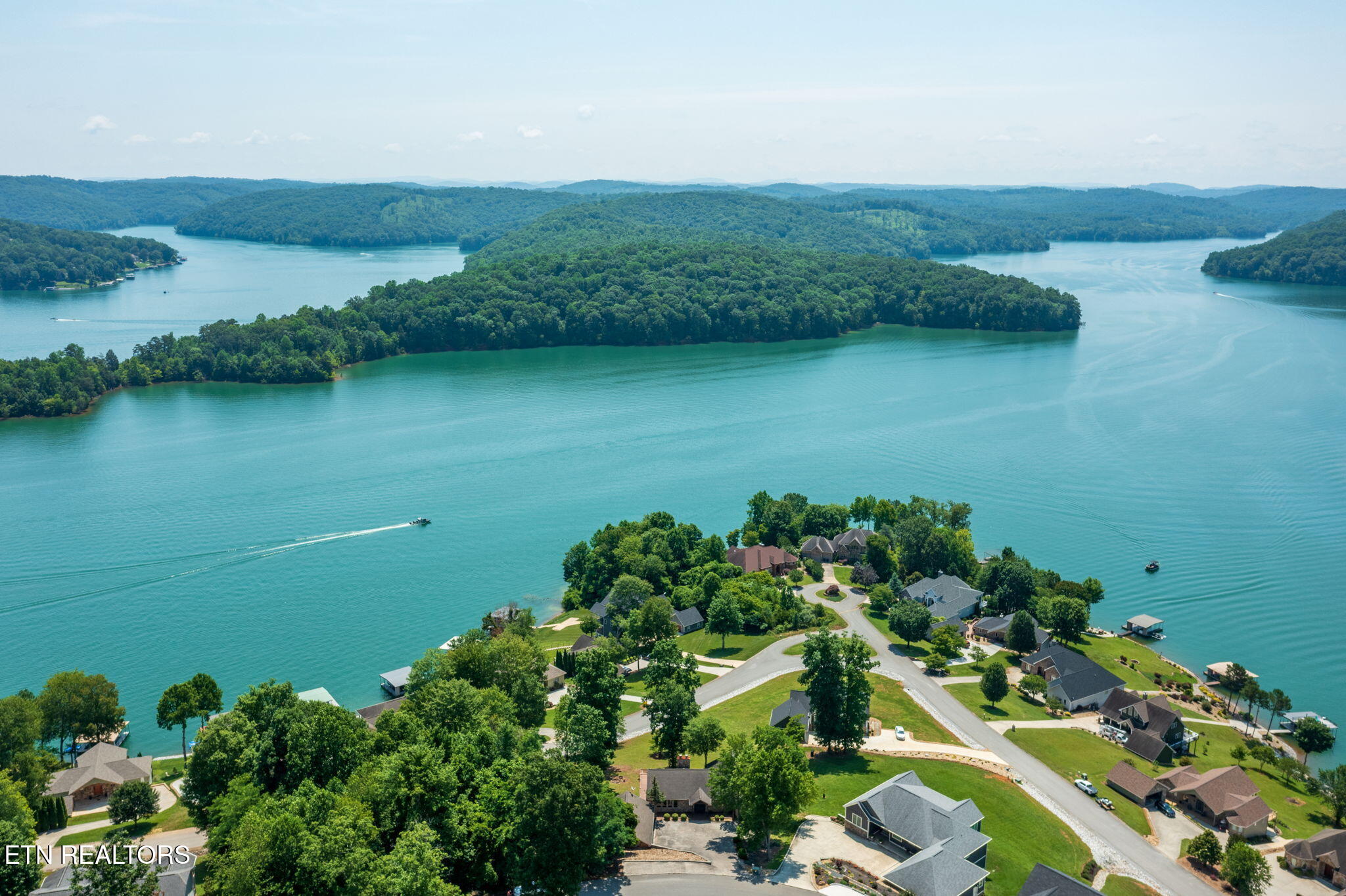 226 Mountain Crest Drive, LaFollette