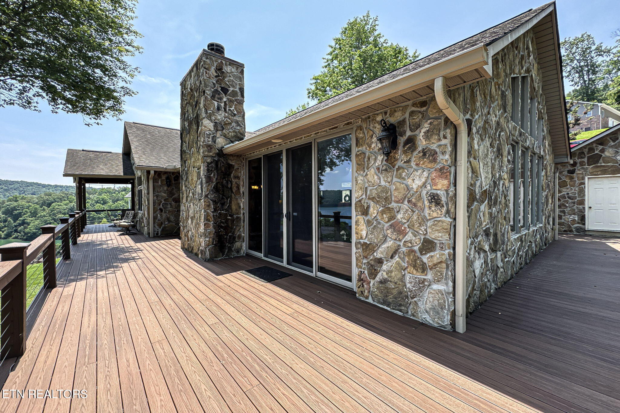 226 Mountain Crest Drive, LaFollette