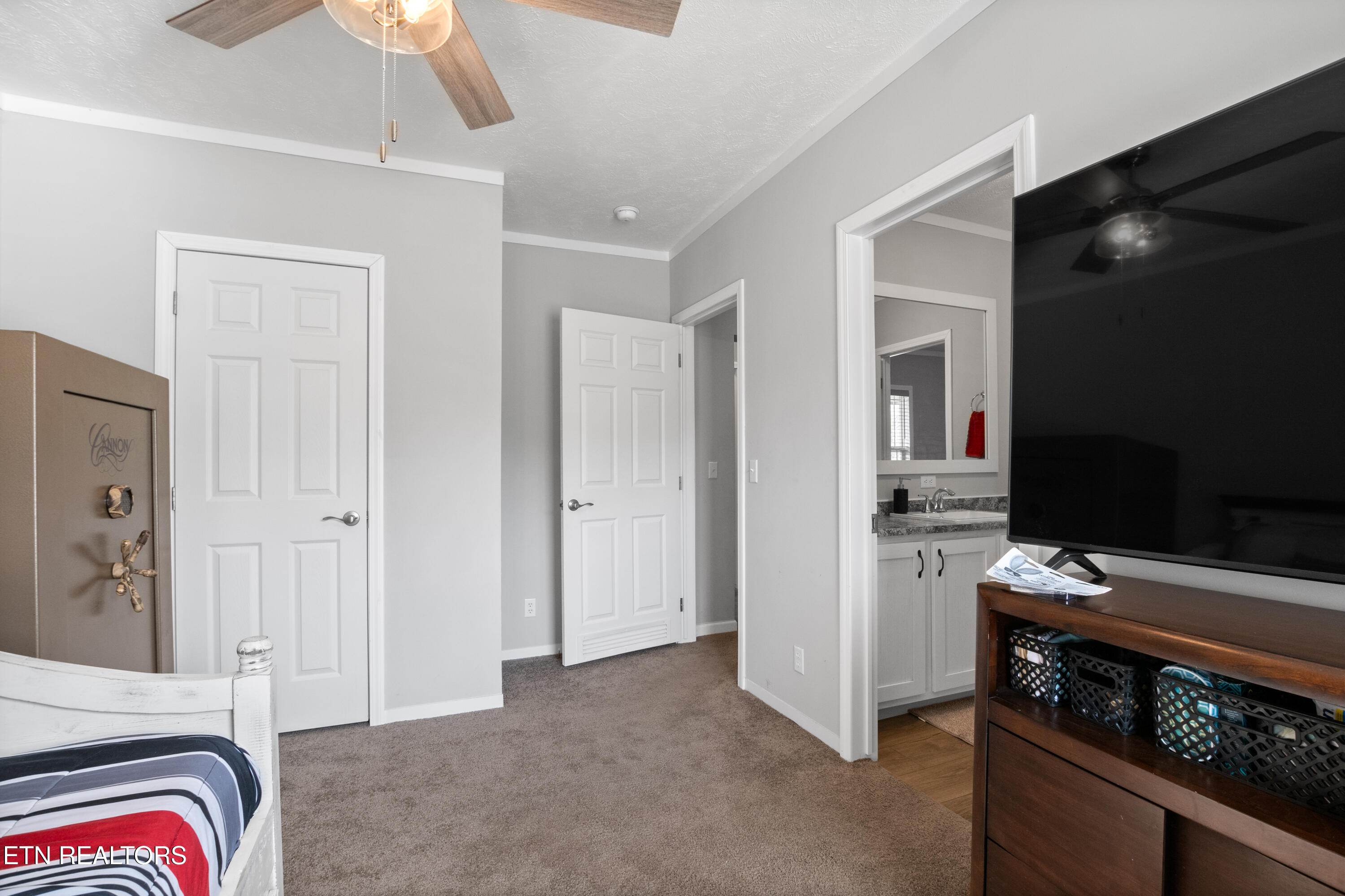 238 Mac Ivey Lane, LaFollette