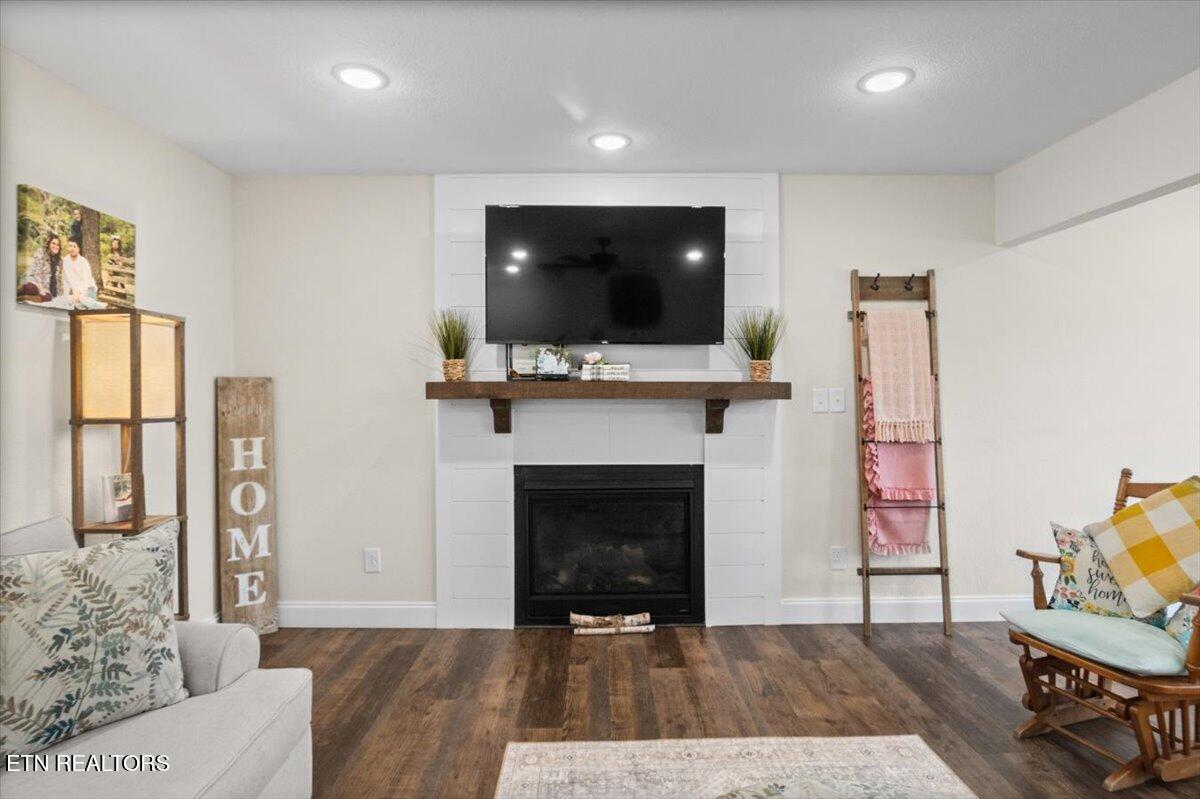 226 Hilldale Lane, LaFollette