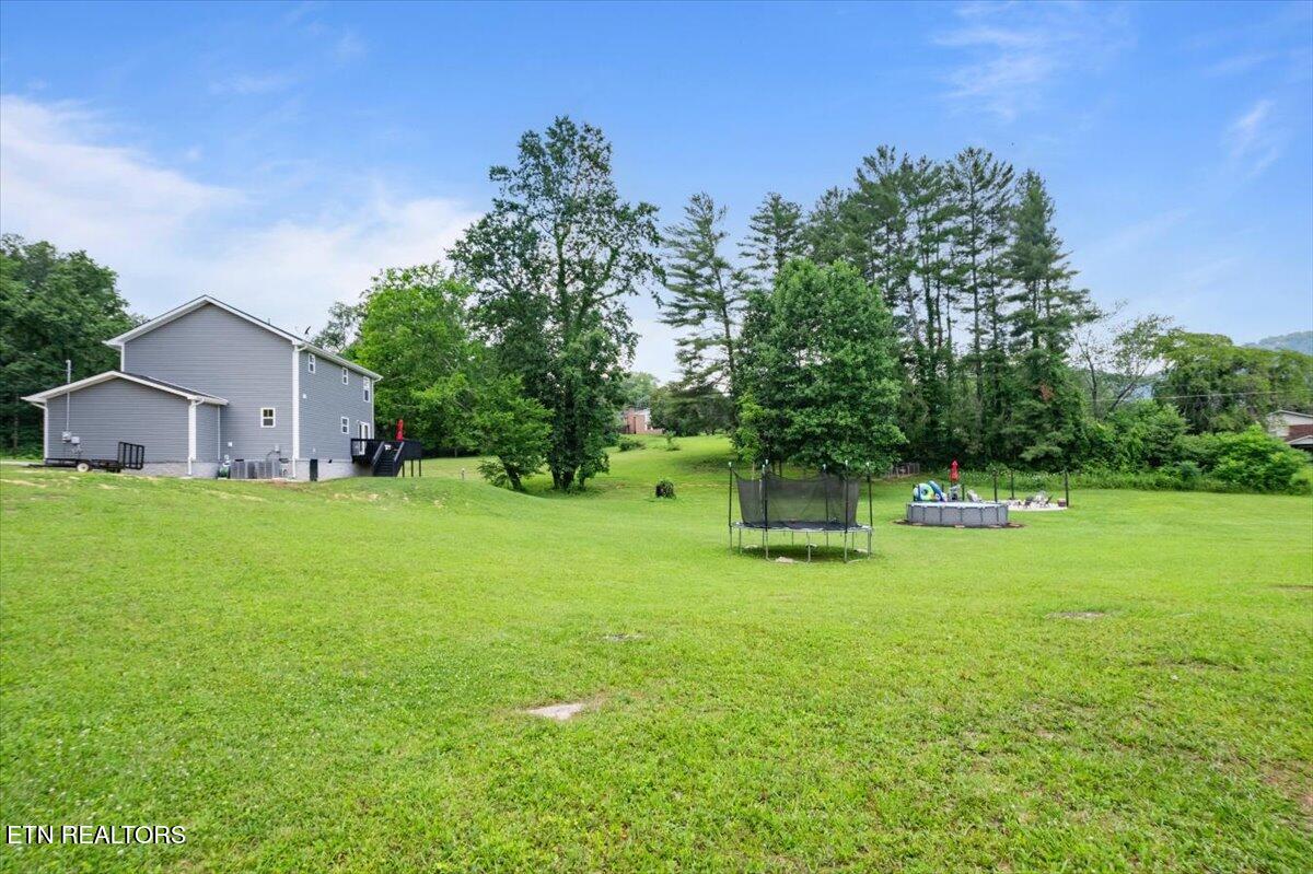 226 Hilldale Lane, LaFollette