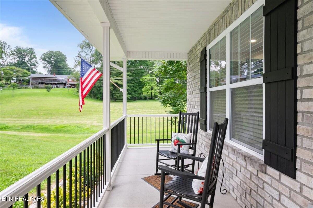 226 Hilldale Lane, LaFollette