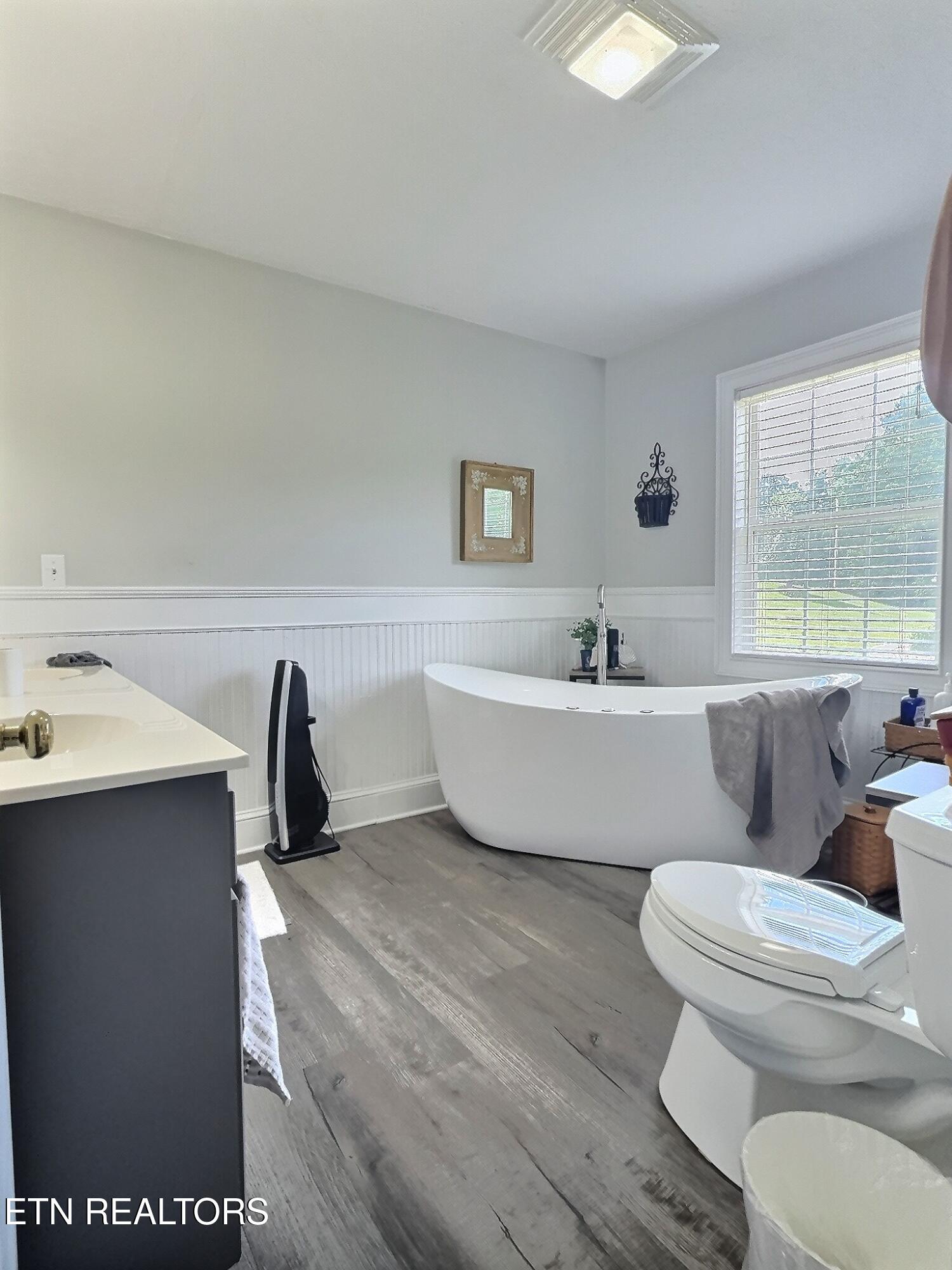 1292 Martin Lane, LaFollette