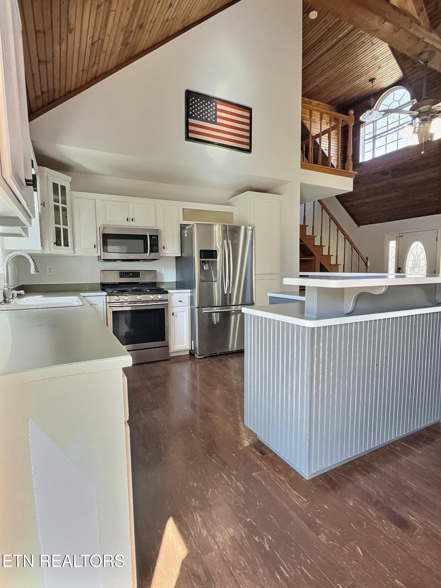 1292 Martin Lane, LaFollette