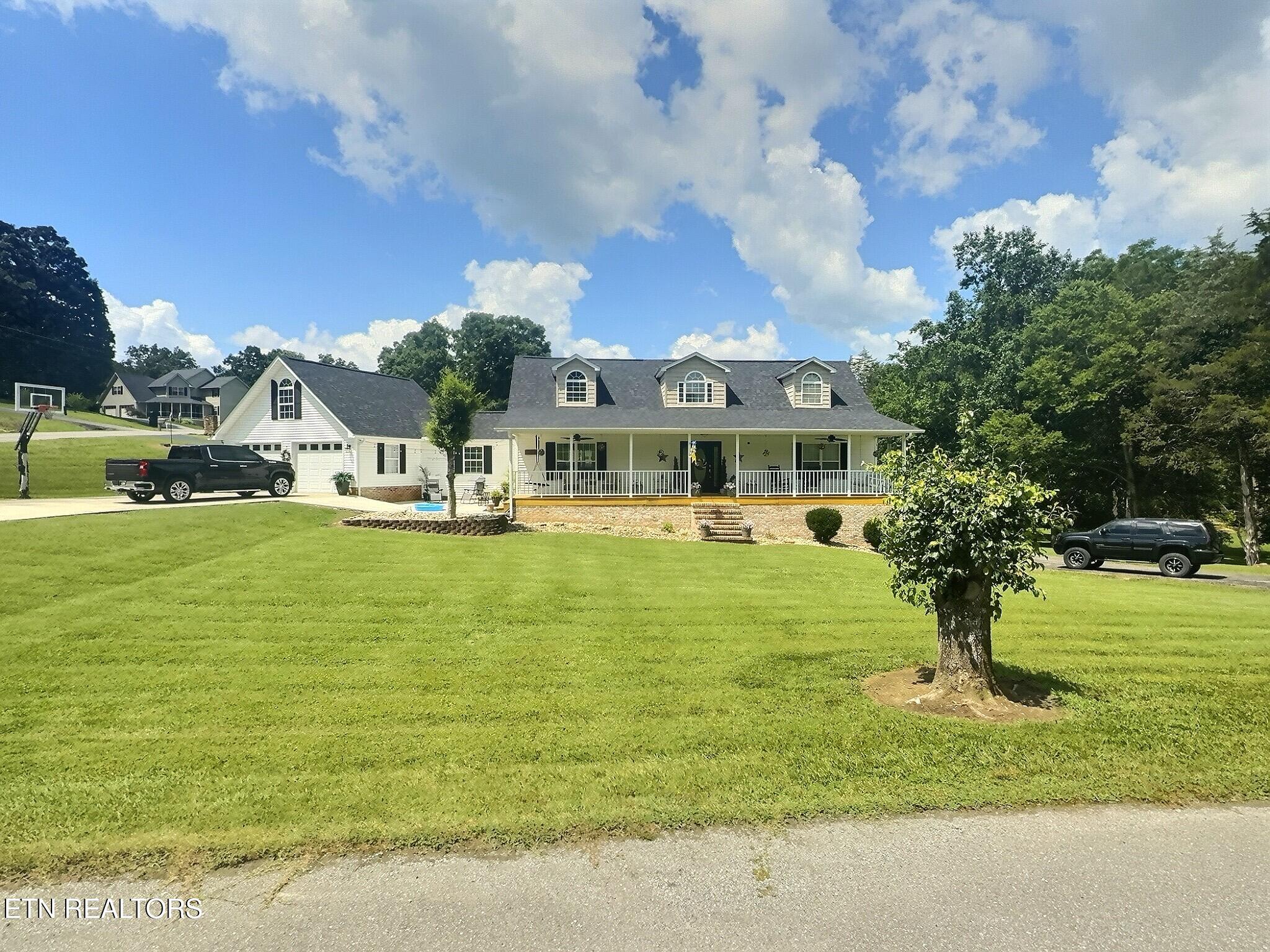 1292 Martin Lane, LaFollette