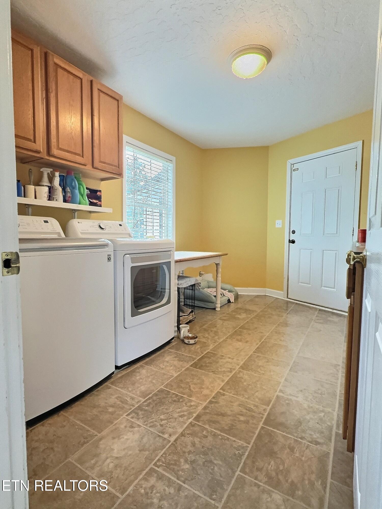 1292 Martin Lane, LaFollette