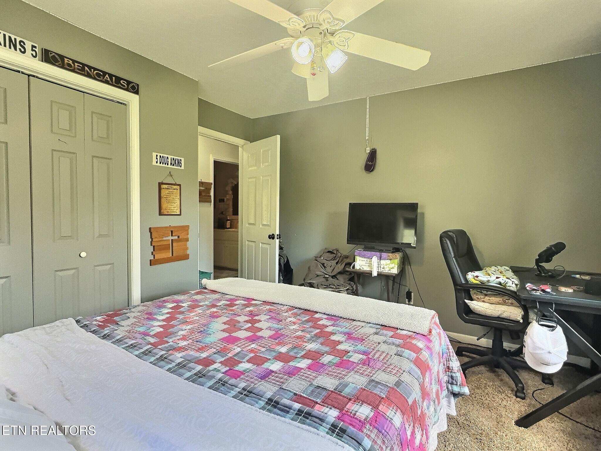 1292 Martin Lane, LaFollette