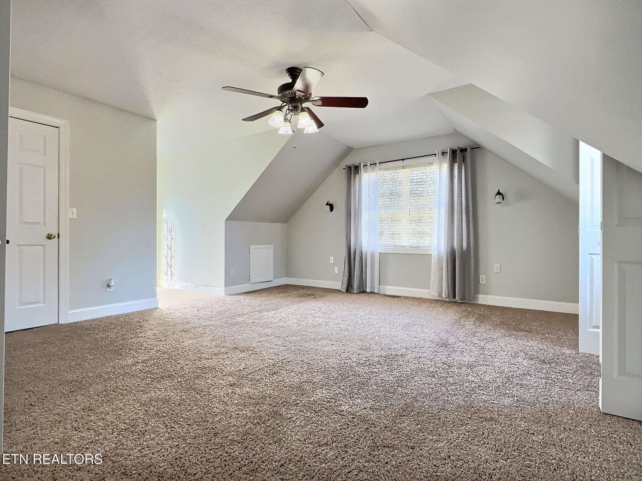 1292 Martin Lane, LaFollette