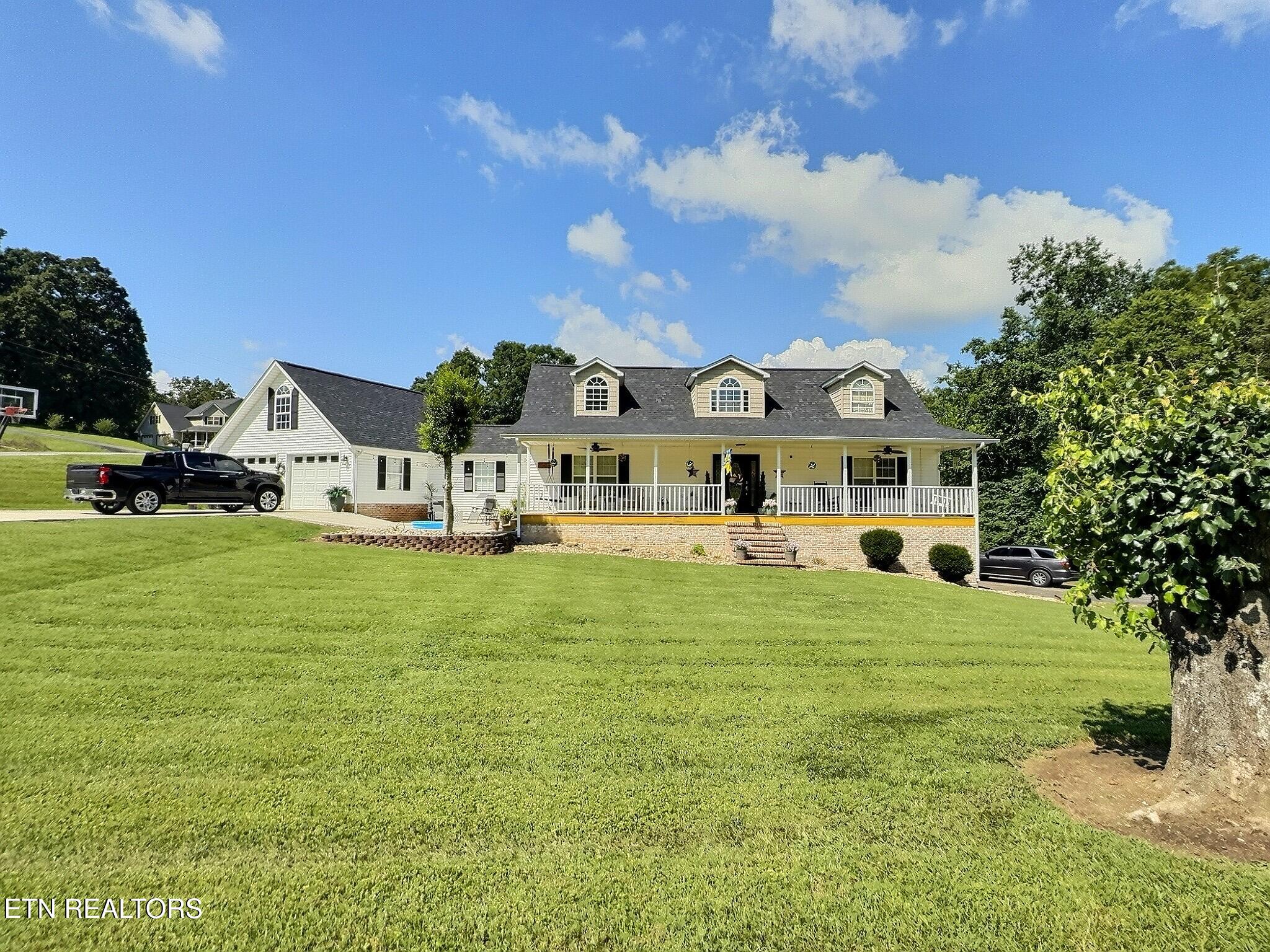 1292 Martin Lane, LaFollette