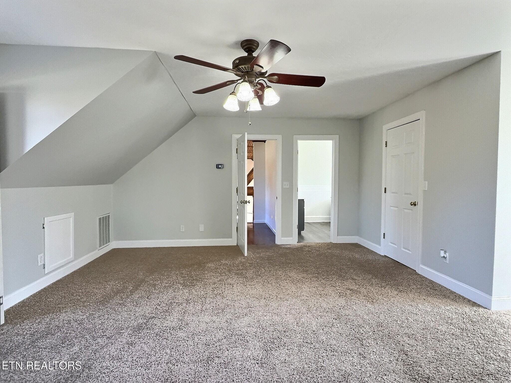 1292 Martin Lane, LaFollette