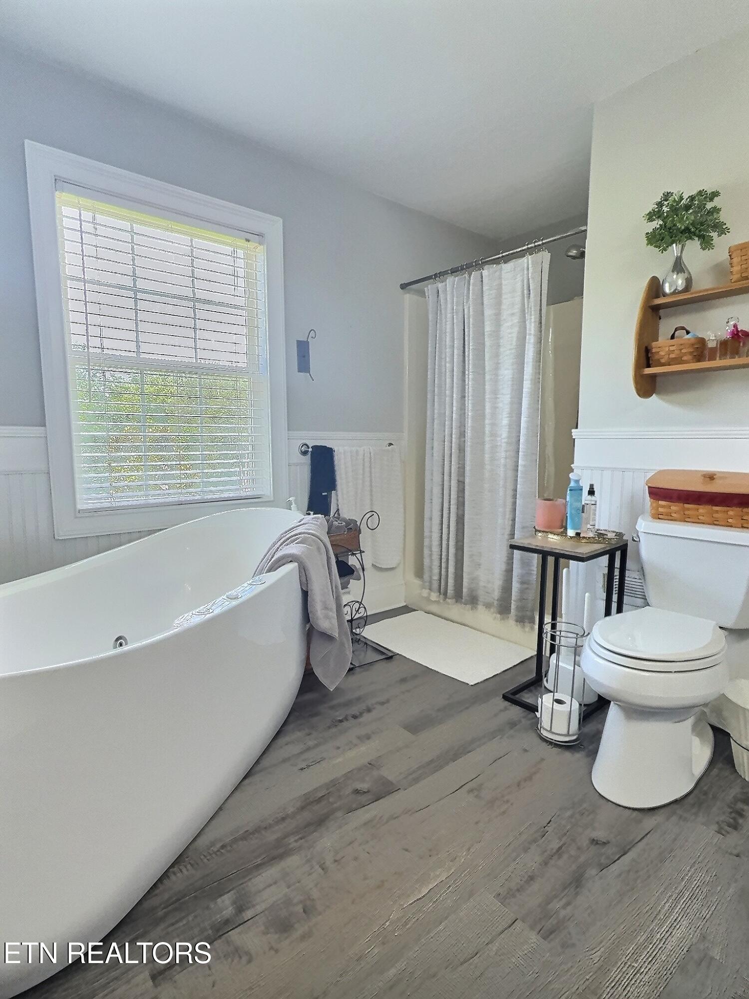 1292 Martin Lane, LaFollette