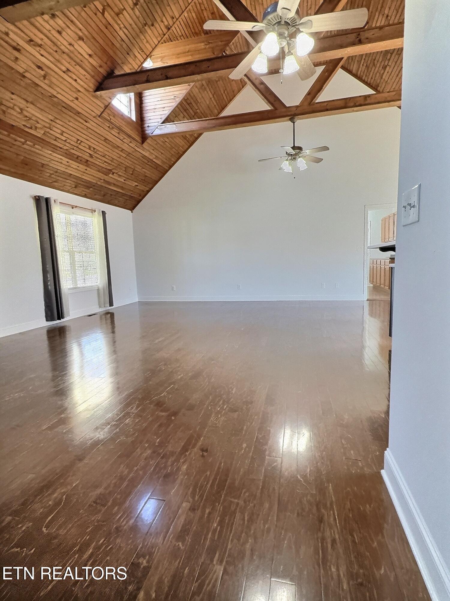 1292 Martin Lane, LaFollette