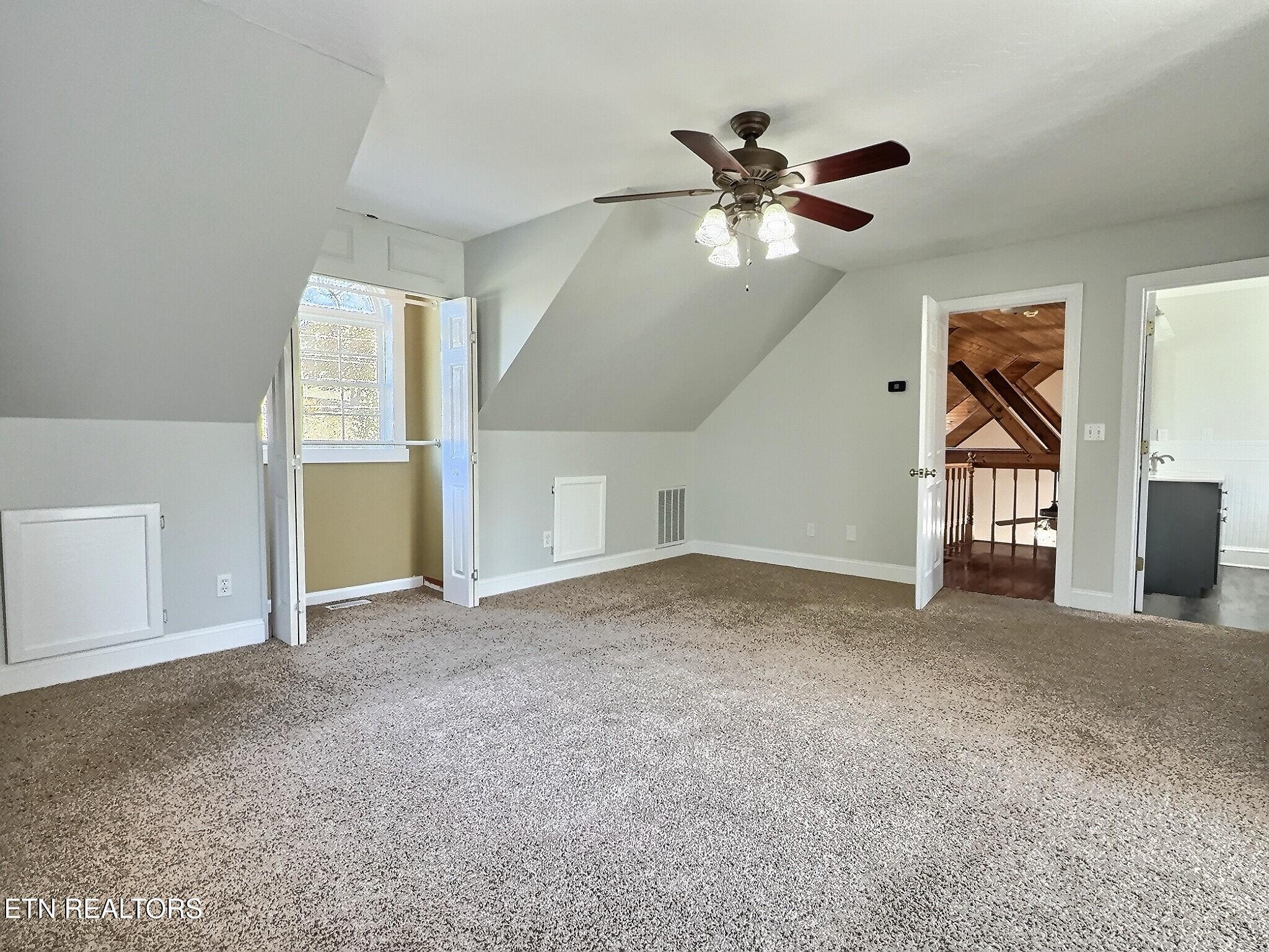 1292 Martin Lane, LaFollette