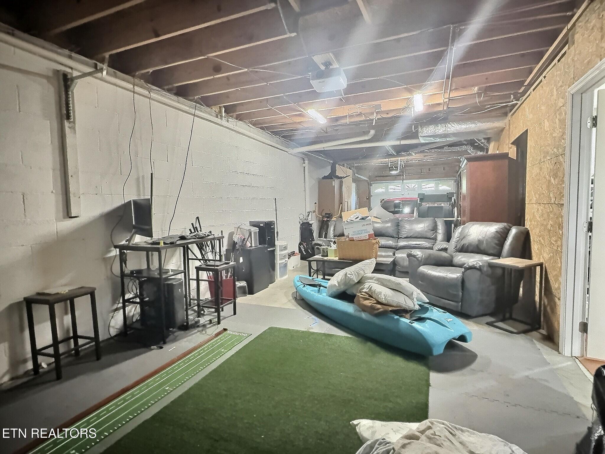 1292 Martin Lane, LaFollette