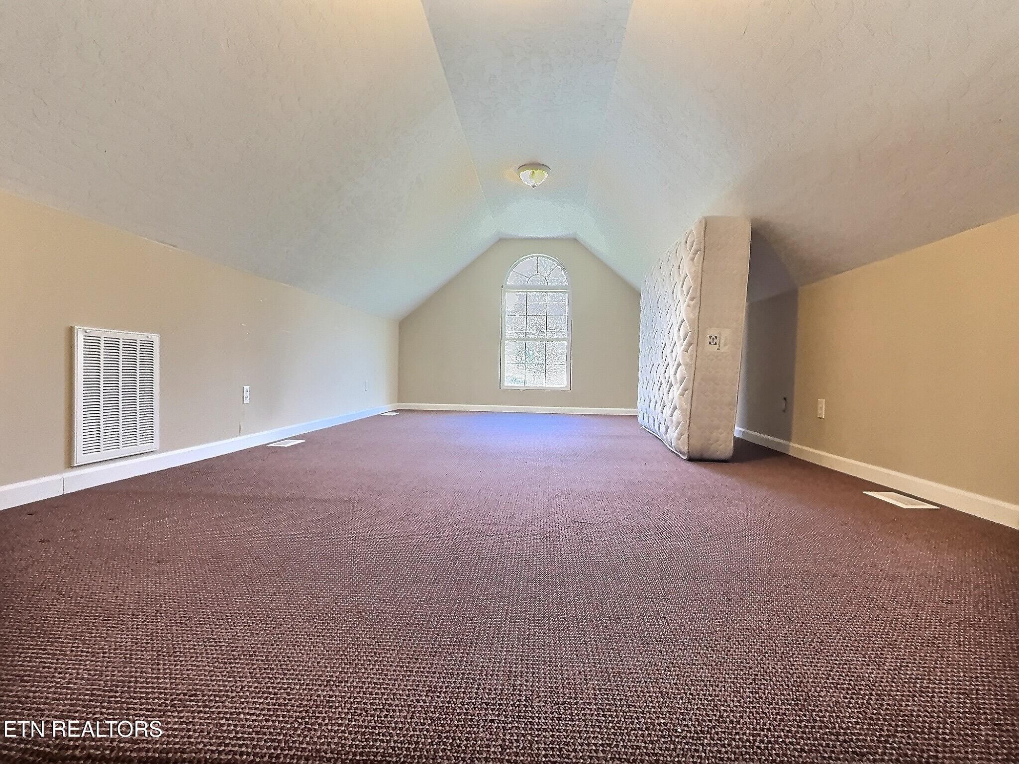 1292 Martin Lane, LaFollette