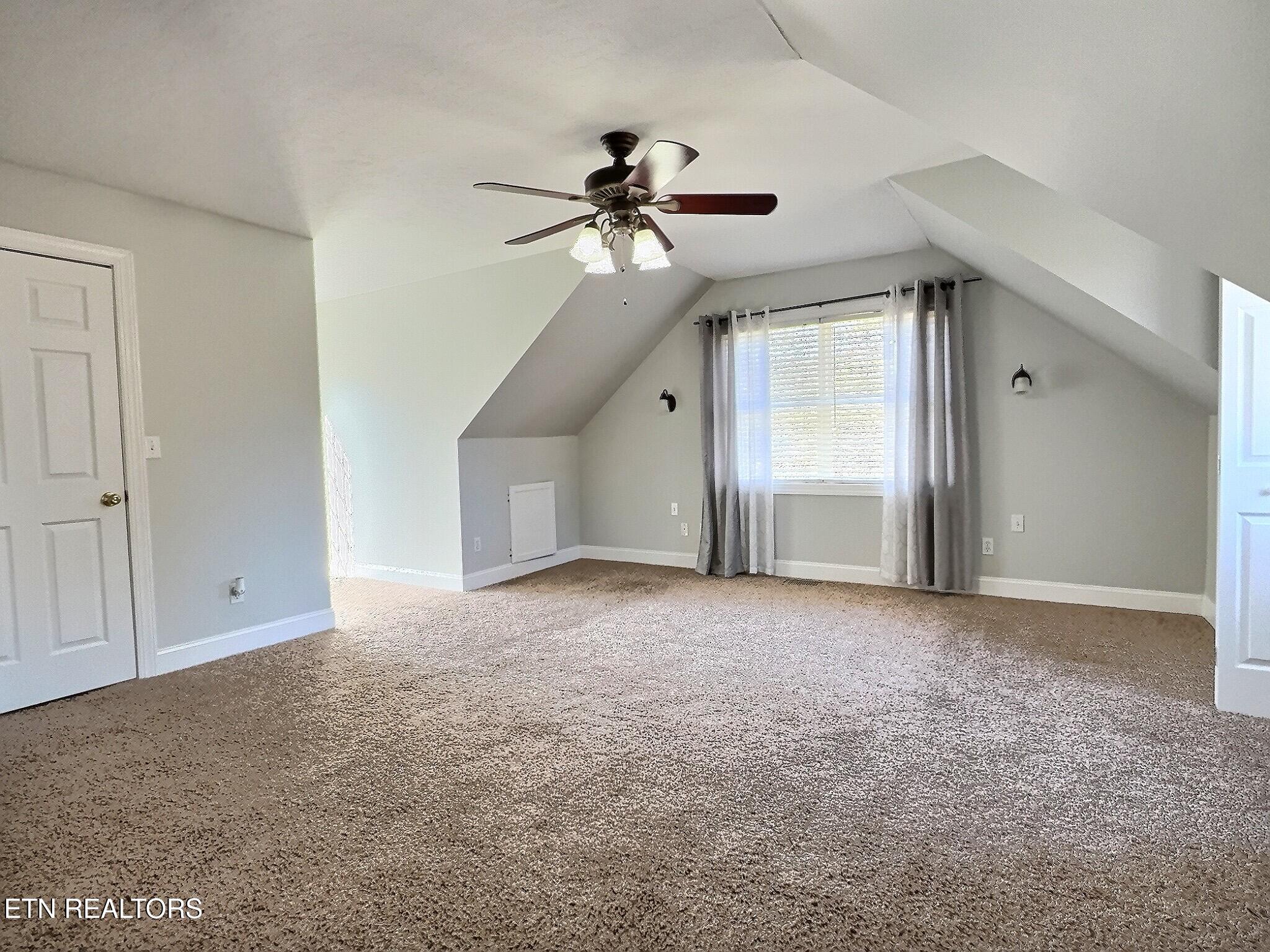 1292 Martin Lane, LaFollette