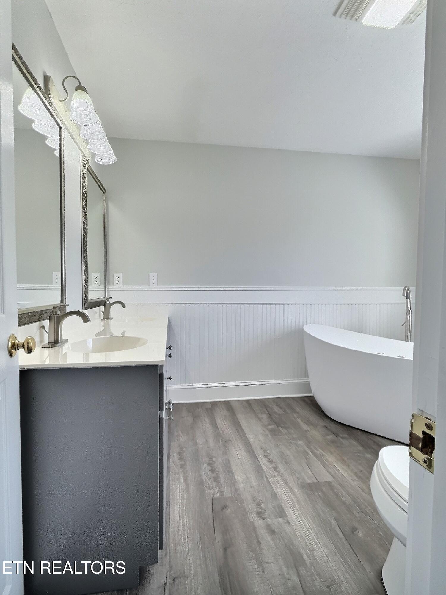 1292 Martin Lane, LaFollette