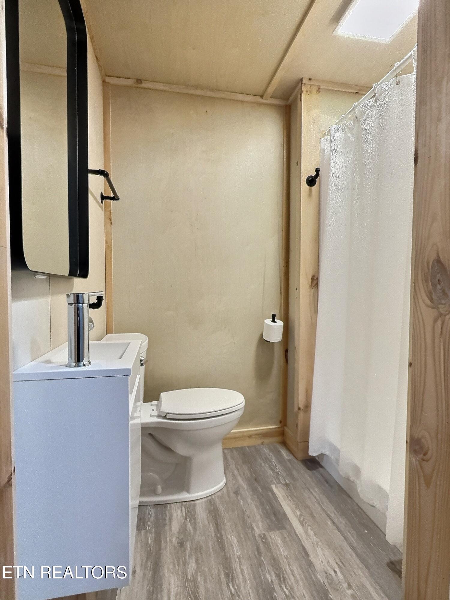 1292 Martin Lane, LaFollette