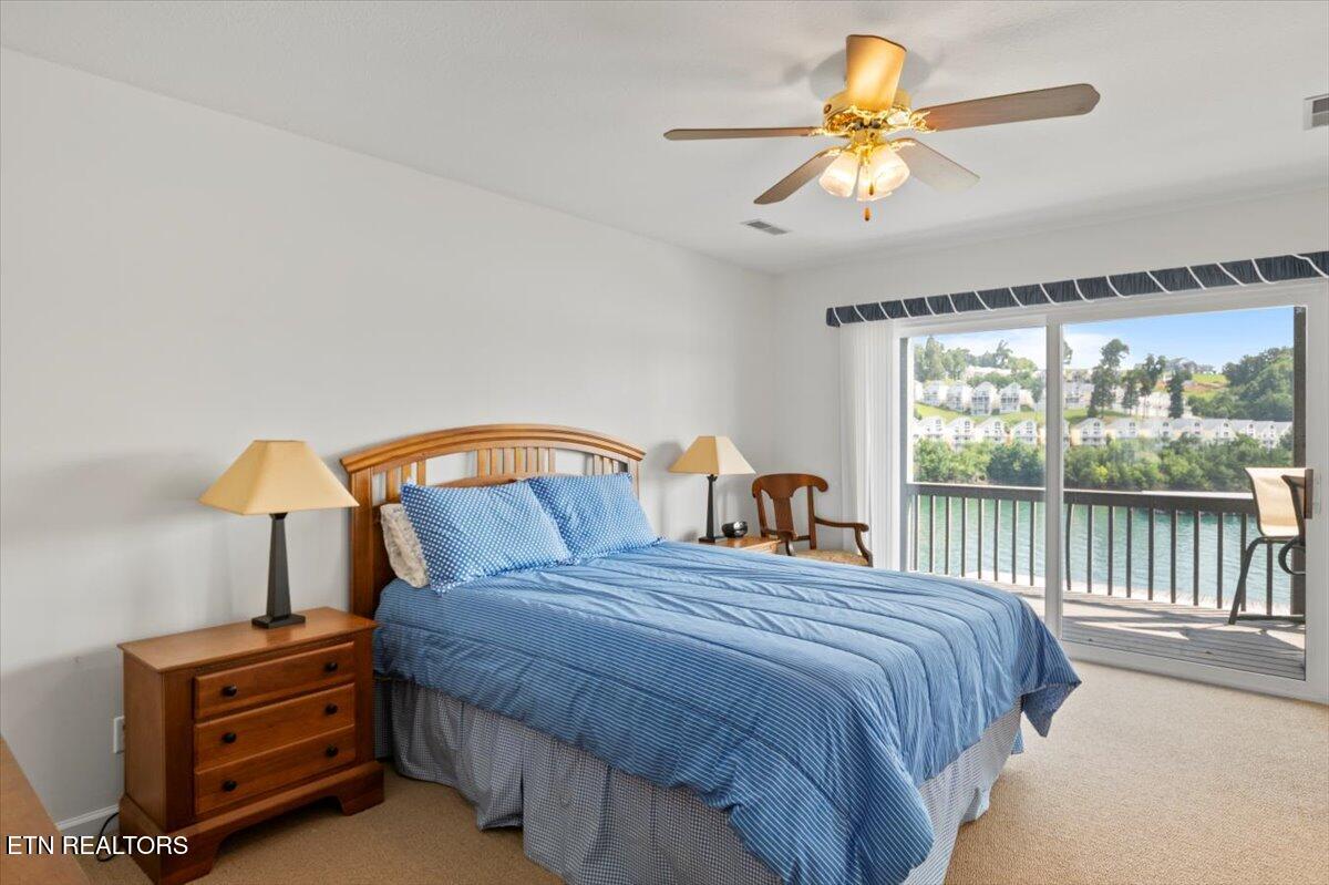 245 Doe Lane, 10, LaFollette Unit: 10