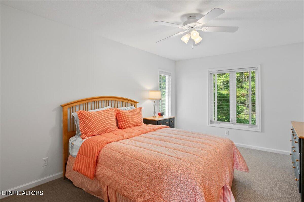 245 Doe Lane, 10, LaFollette Unit: 10