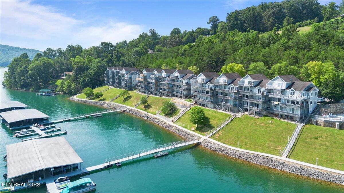 245 Doe Lane, 10, LaFollette Unit: 10