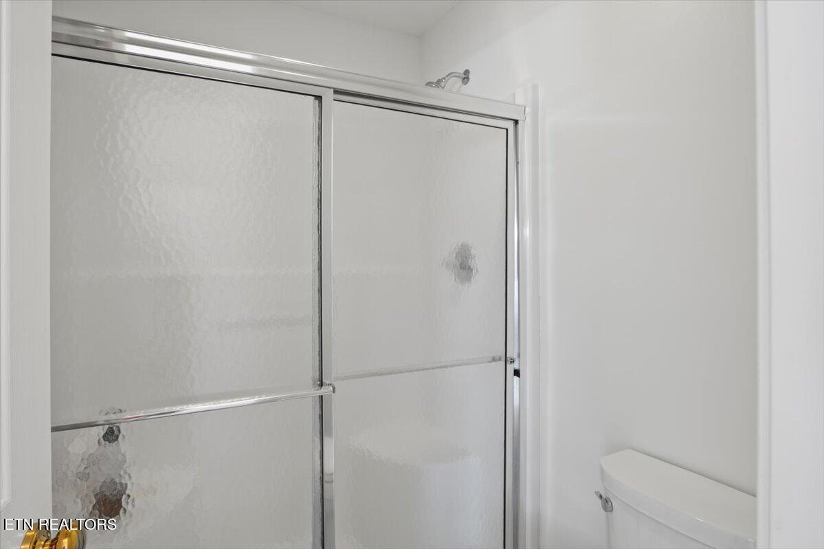 245 Doe Lane, 10, LaFollette Unit: 10