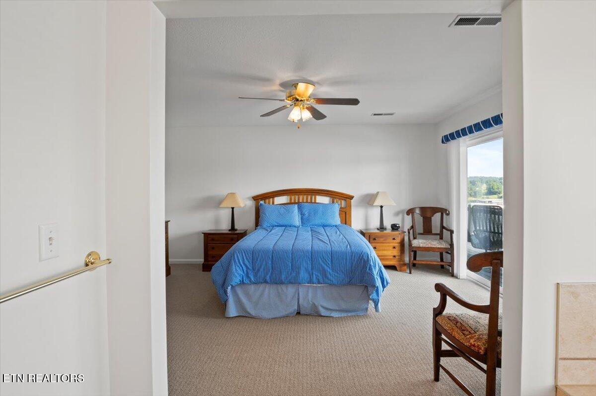 245 Doe Lane, 10, LaFollette Unit: 10