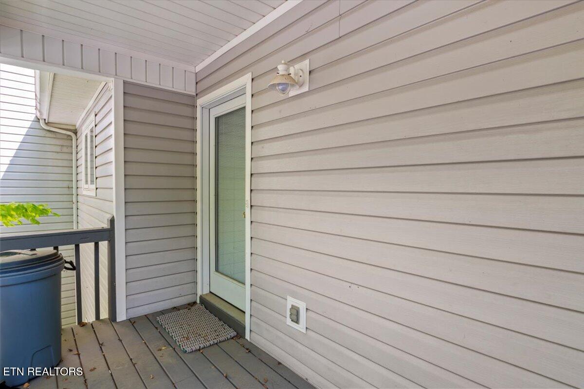 245 Doe Lane, 10, LaFollette Unit: 10