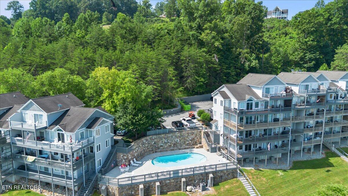 245 Doe Lane, 10, LaFollette Unit: 10