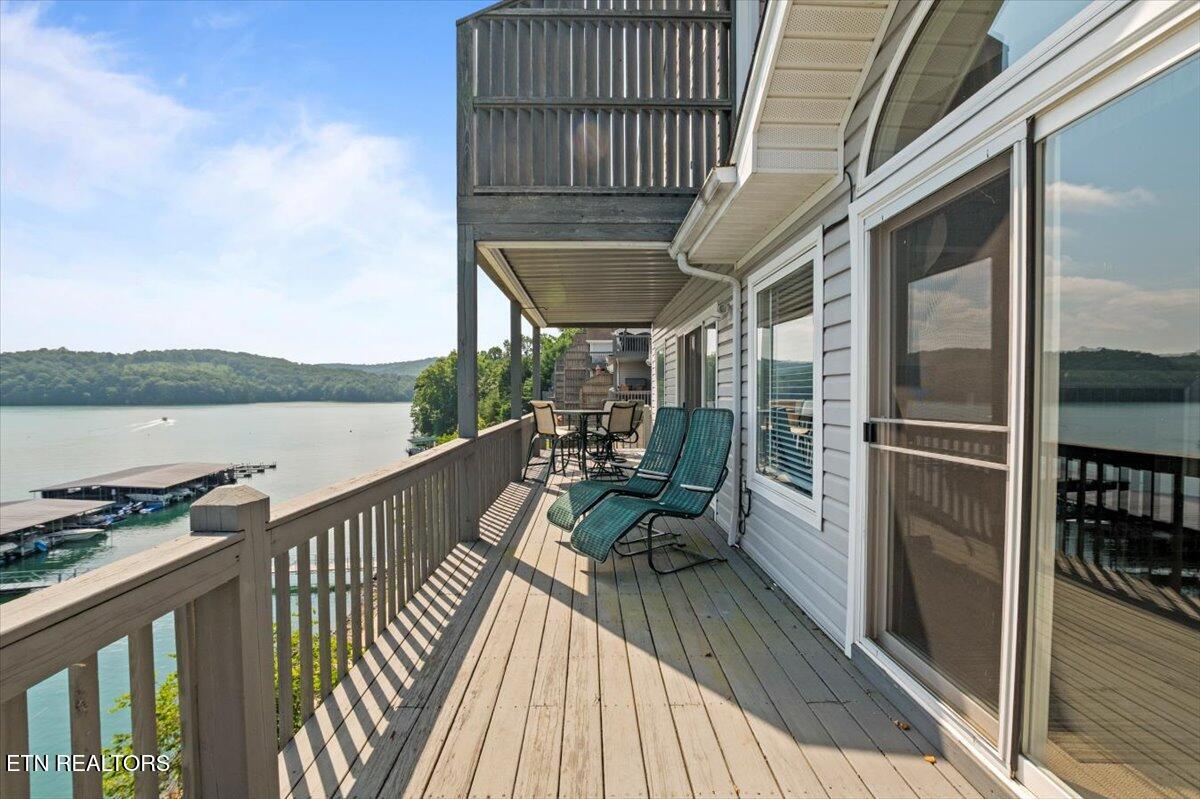 245 Doe Lane, 10, LaFollette Unit: 10