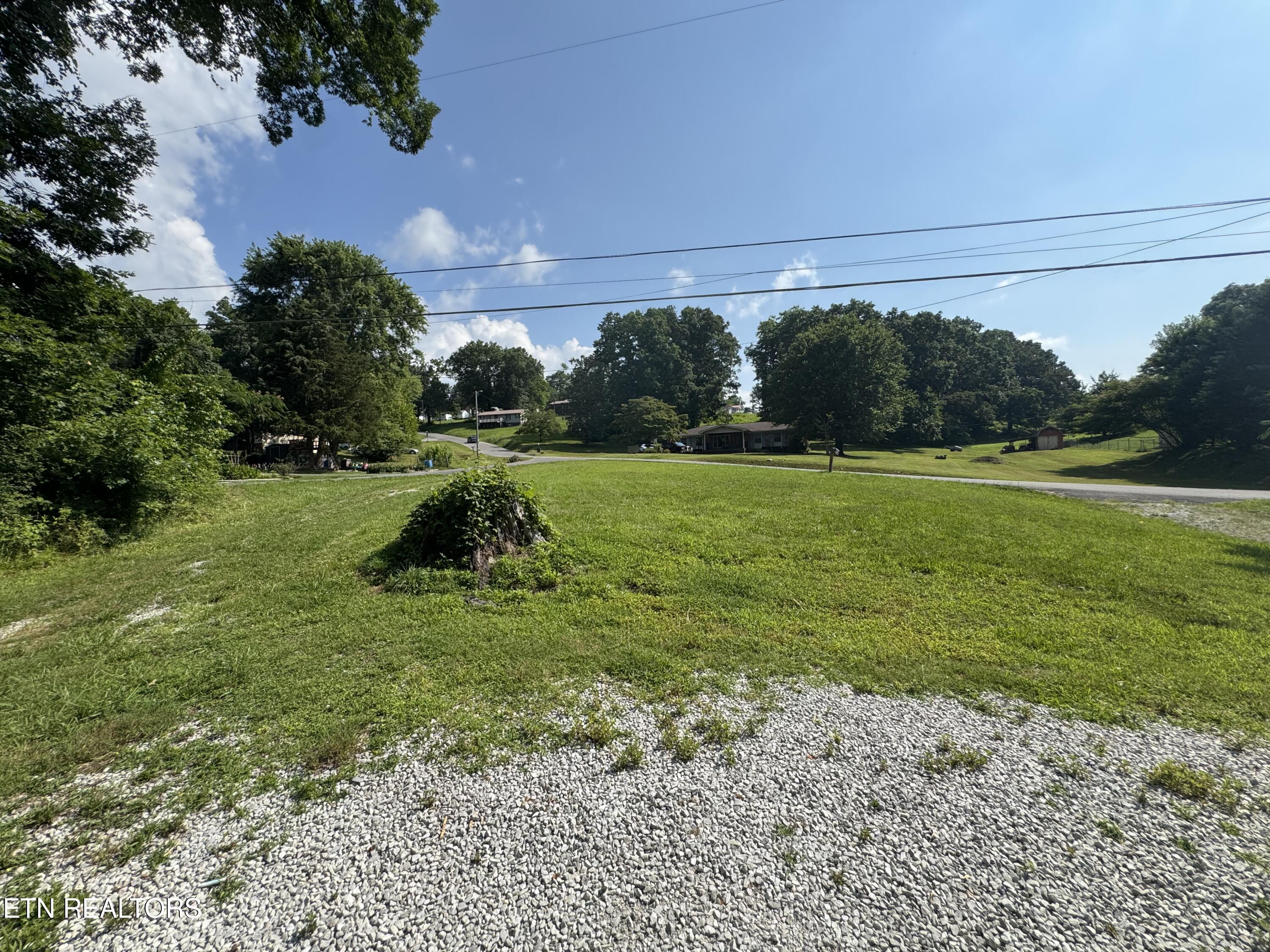 914 S 13th St, LaFollette