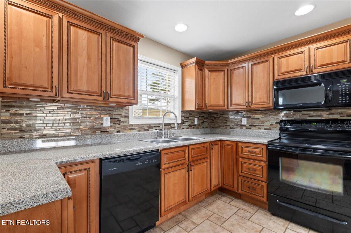 168 Thelma Circle