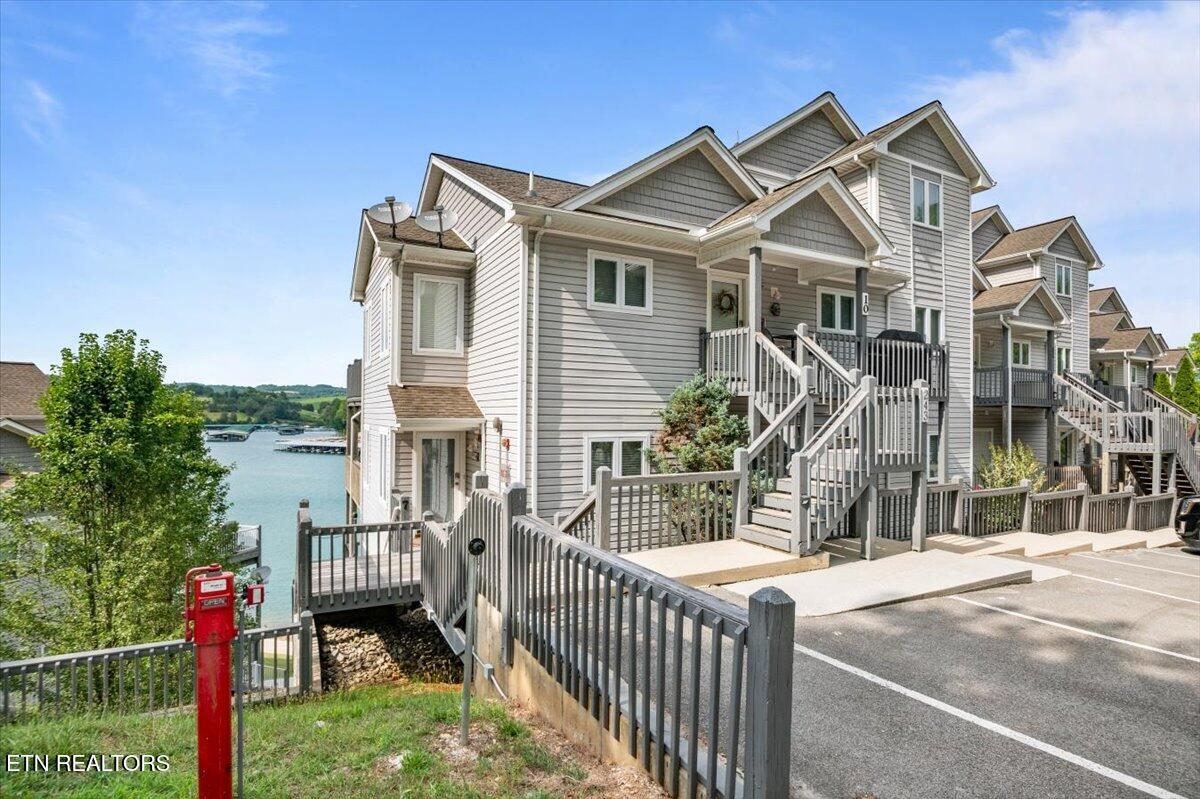 243 Doe Lane, 1, LaFollette Unit: 1