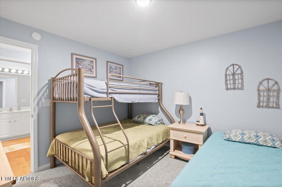 243 Doe Lane, 1, LaFollette Unit: 1