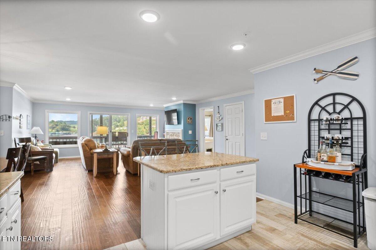 243 Doe Lane, 1, LaFollette Unit: 1