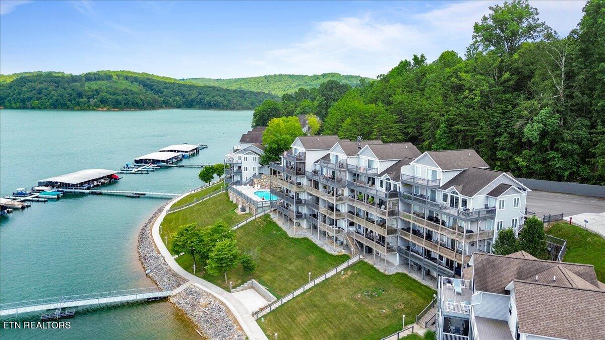 243 Doe Lane, 1, LaFollette Unit: 1