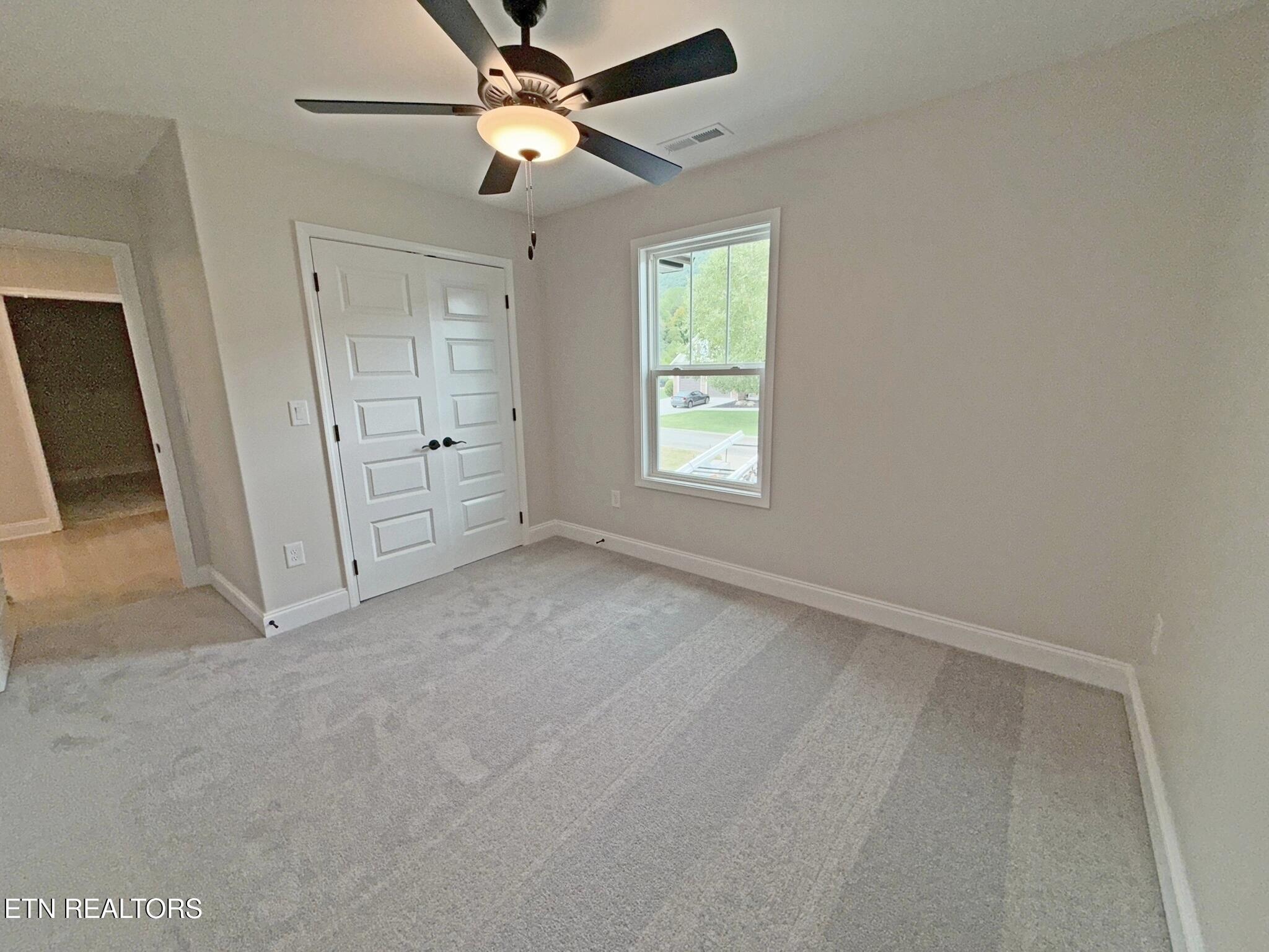 124 Chelsea Lane, LaFollette