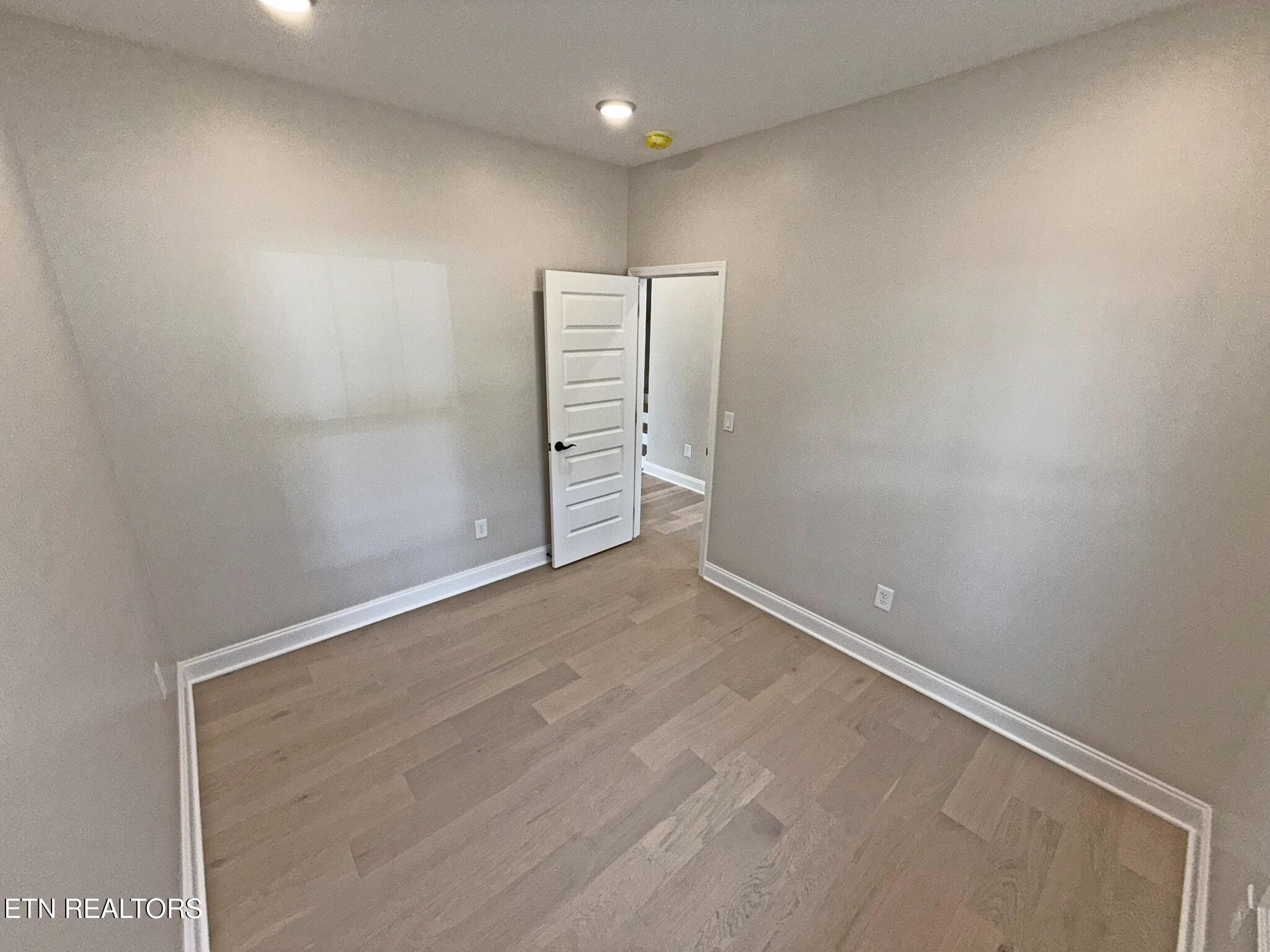 124 Chelsea Lane, LaFollette