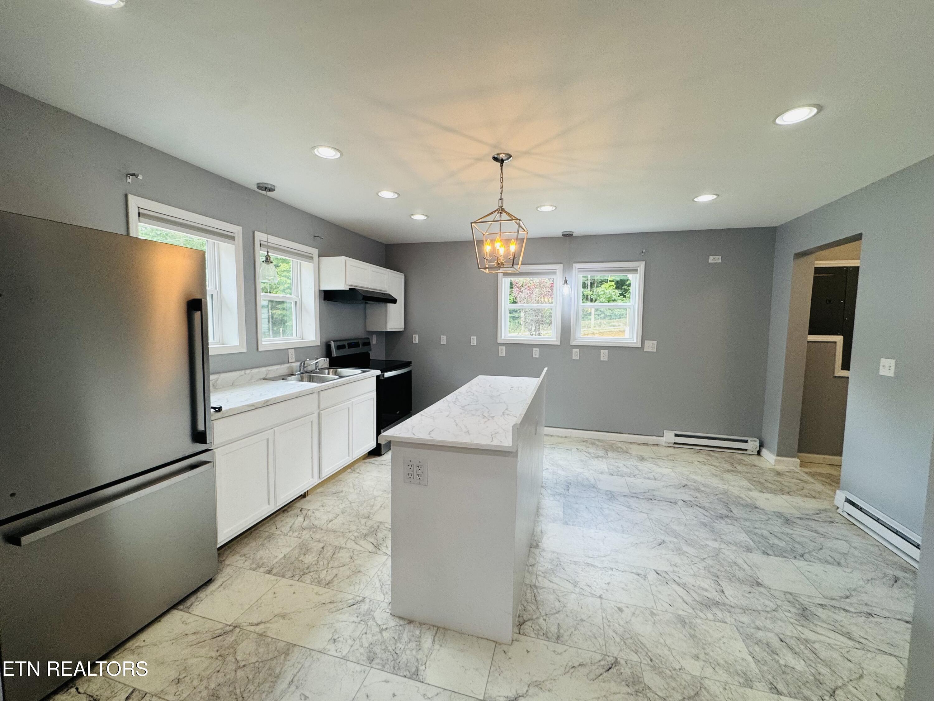 229 Ridge Top Circle