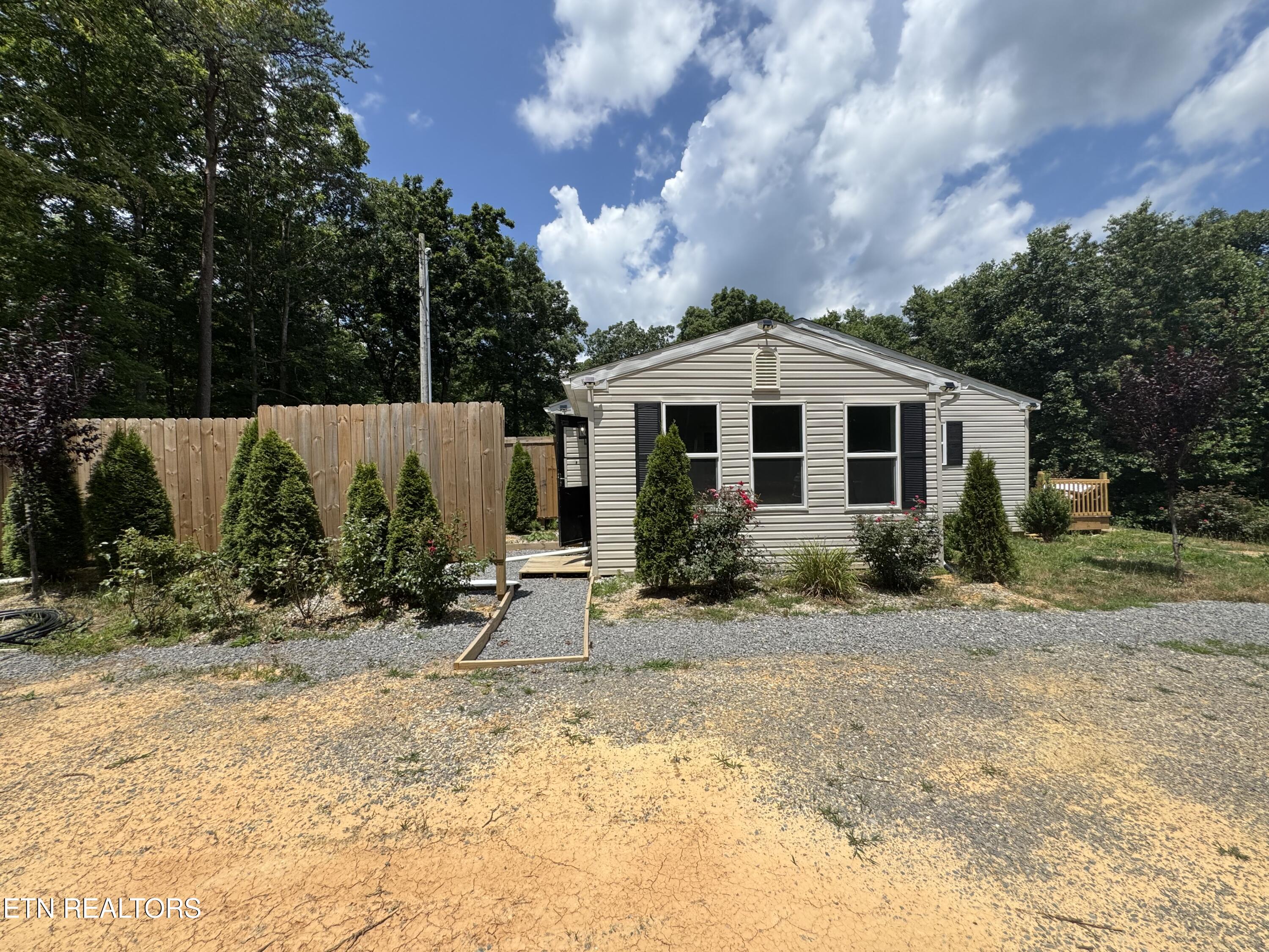 229 Ridge Top Circle