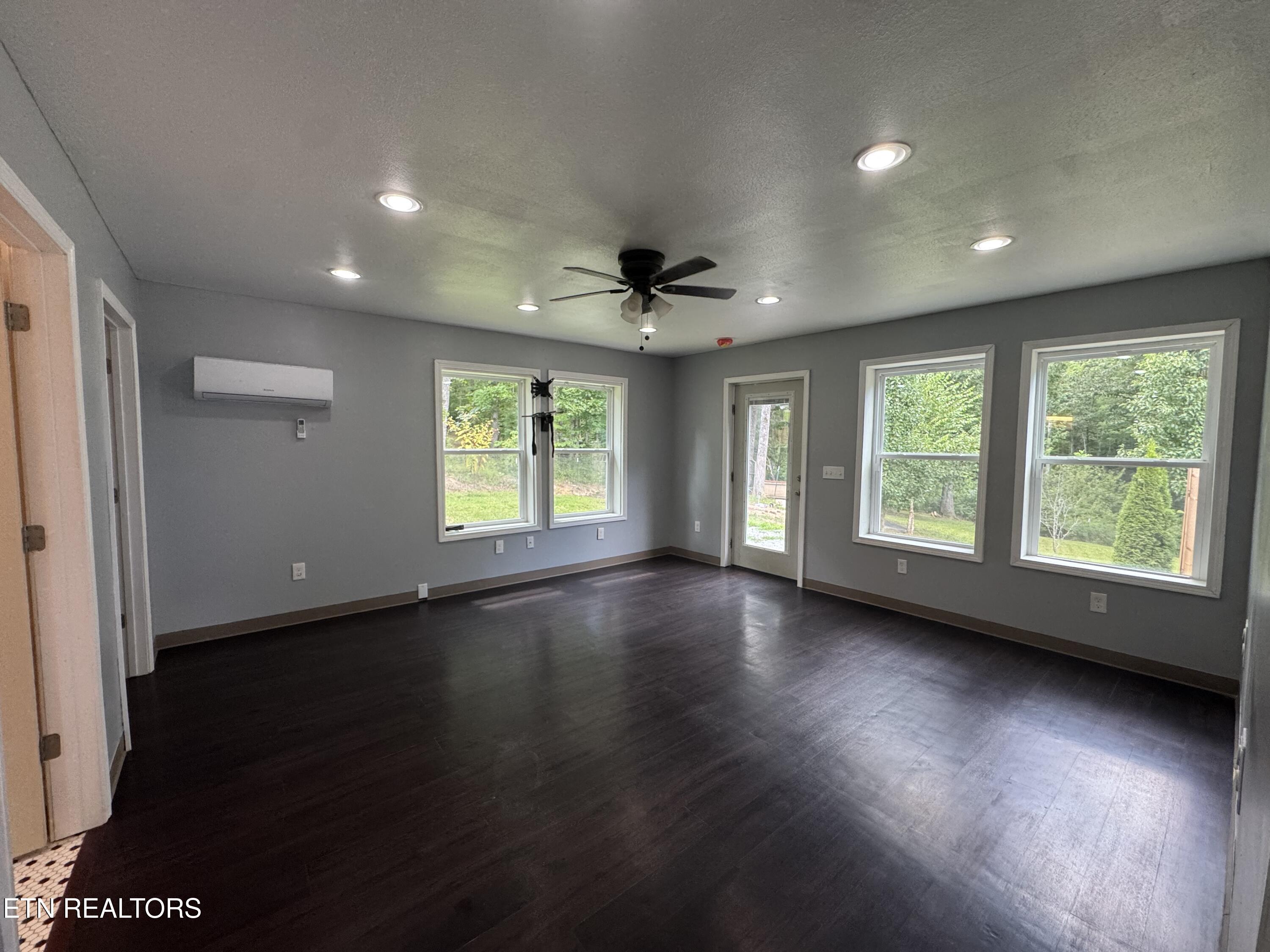 229 Ridge Top Circle